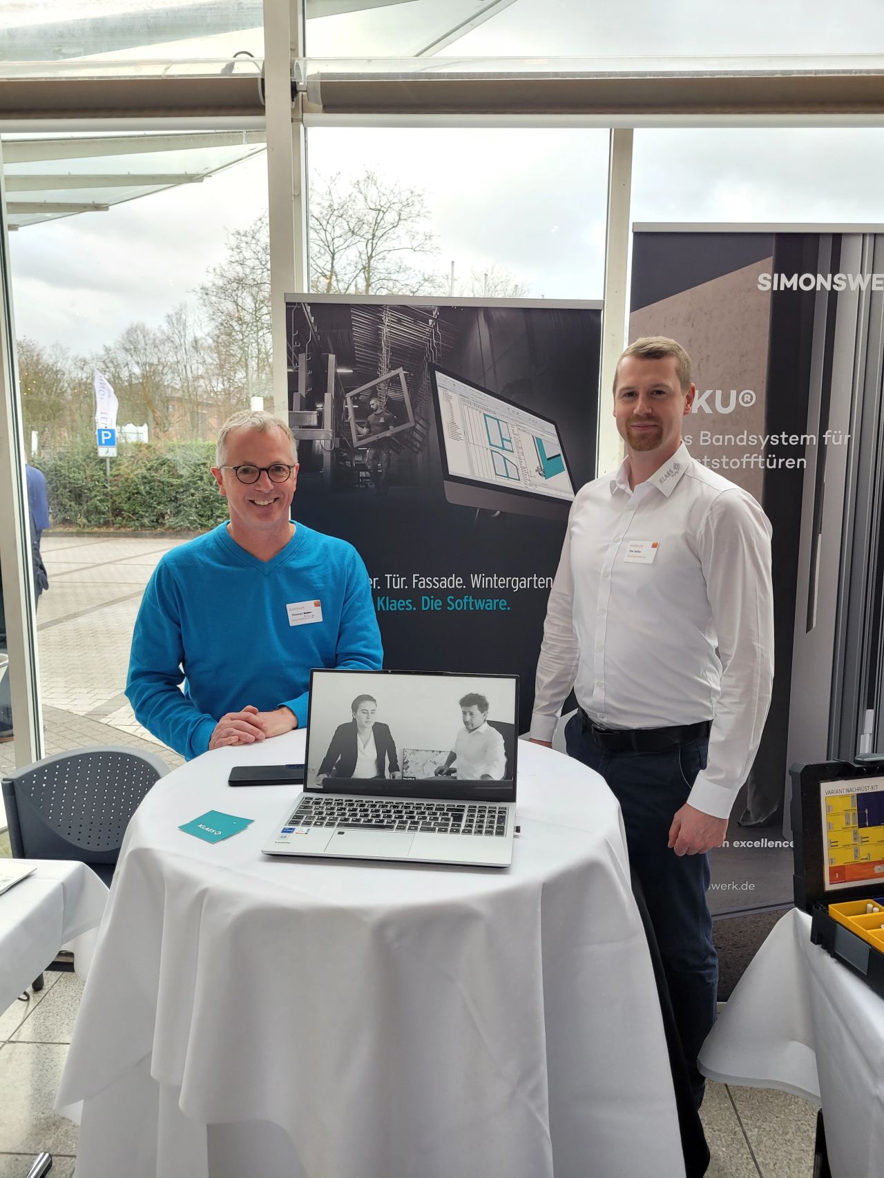Thomas Knüver und Tim Söller stellen die neusten Klaes Innovationen vor Foto von Thomas Knüver (Sales Nord) und Tim Söller (Sales Nord und Benelux)